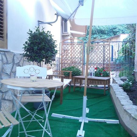 B&B La Piazzetta Палермо Экстерьер фото
